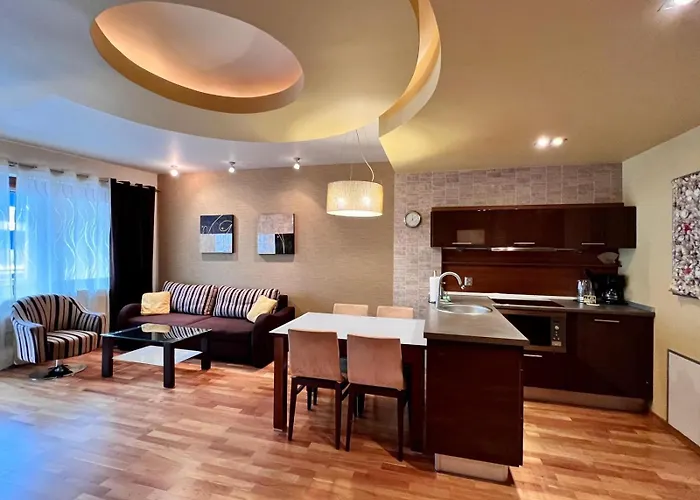 Arka - Luksusowy Apartament , Z Widokiem Na Morze 코워브제크