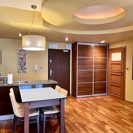 Arka - Luksusowy Apartament , Z Widokiem Na Morze *